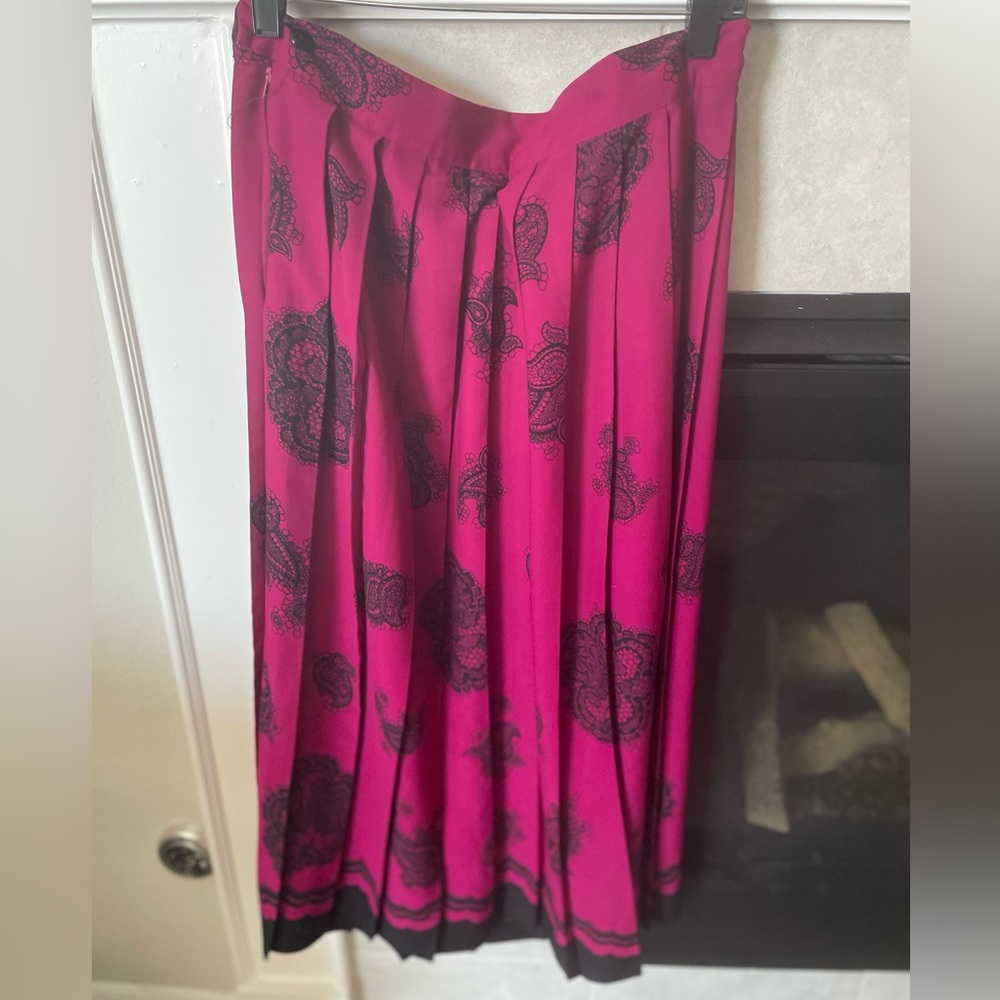 USED— counterpart vintage skirt size 16.